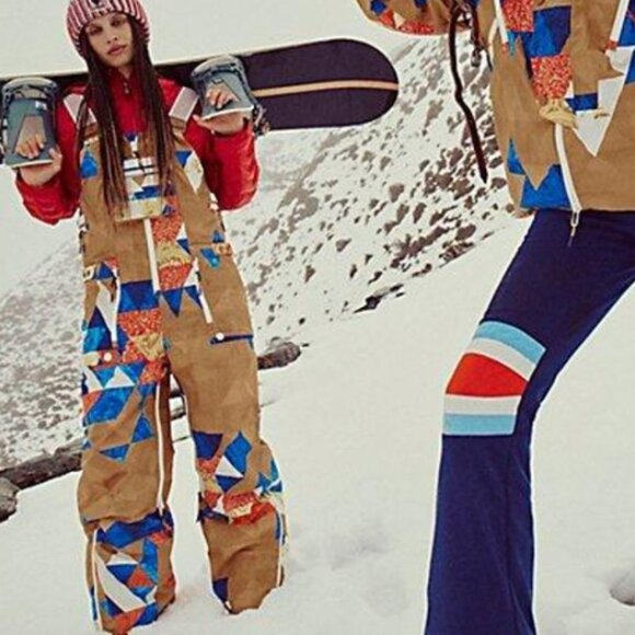 FP Movement Free People Care On The Ascend Pattern Bib Ski Snow Pants Overalls - Picture 6 of 14